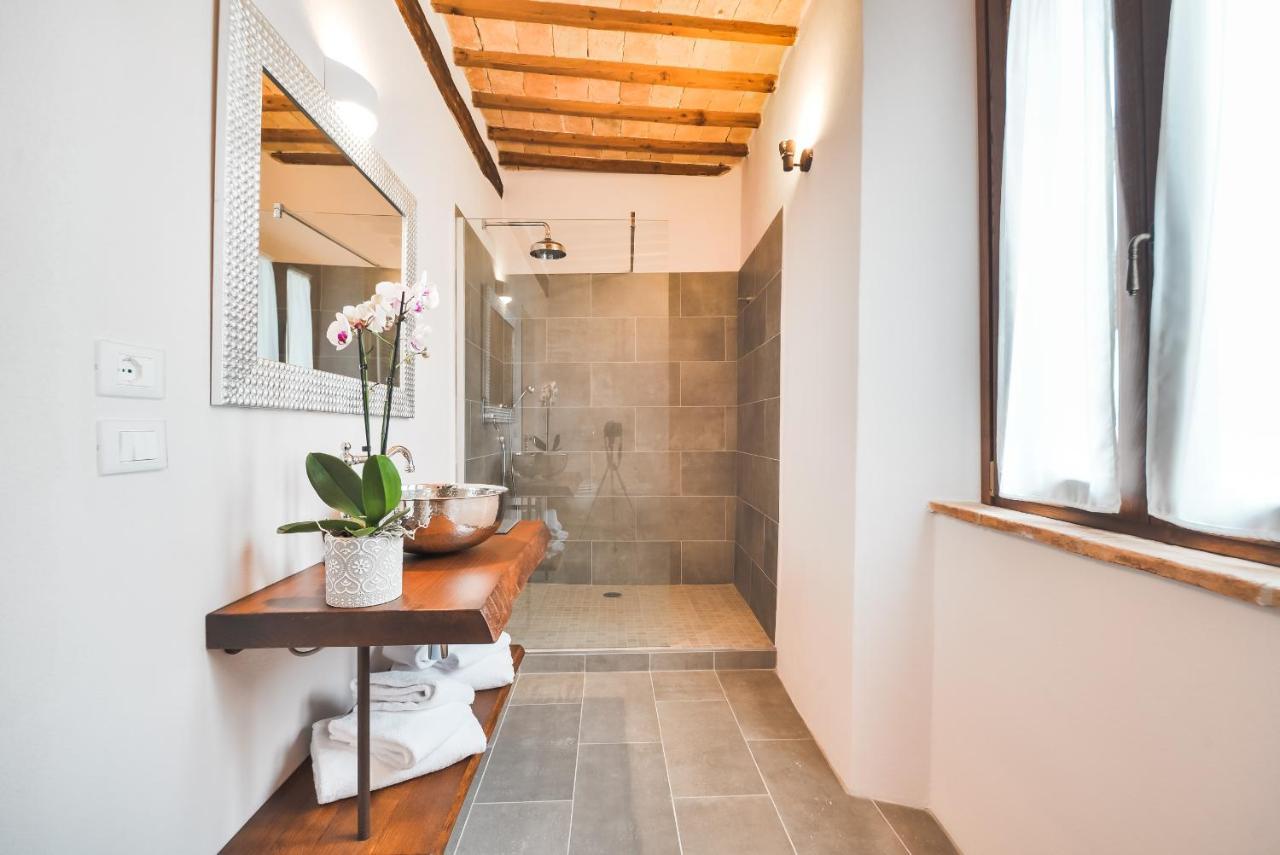 Dimora Delle Muse Bed & Breakfast Montalcino Ngoại thất bức ảnh