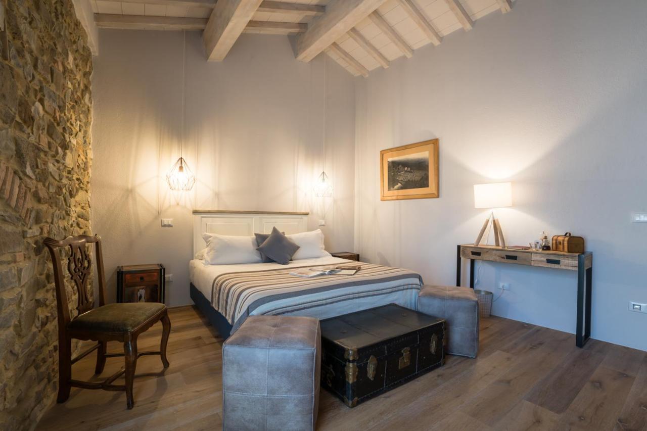 Dimora Delle Muse Bed & Breakfast Montalcino Ngoại thất bức ảnh